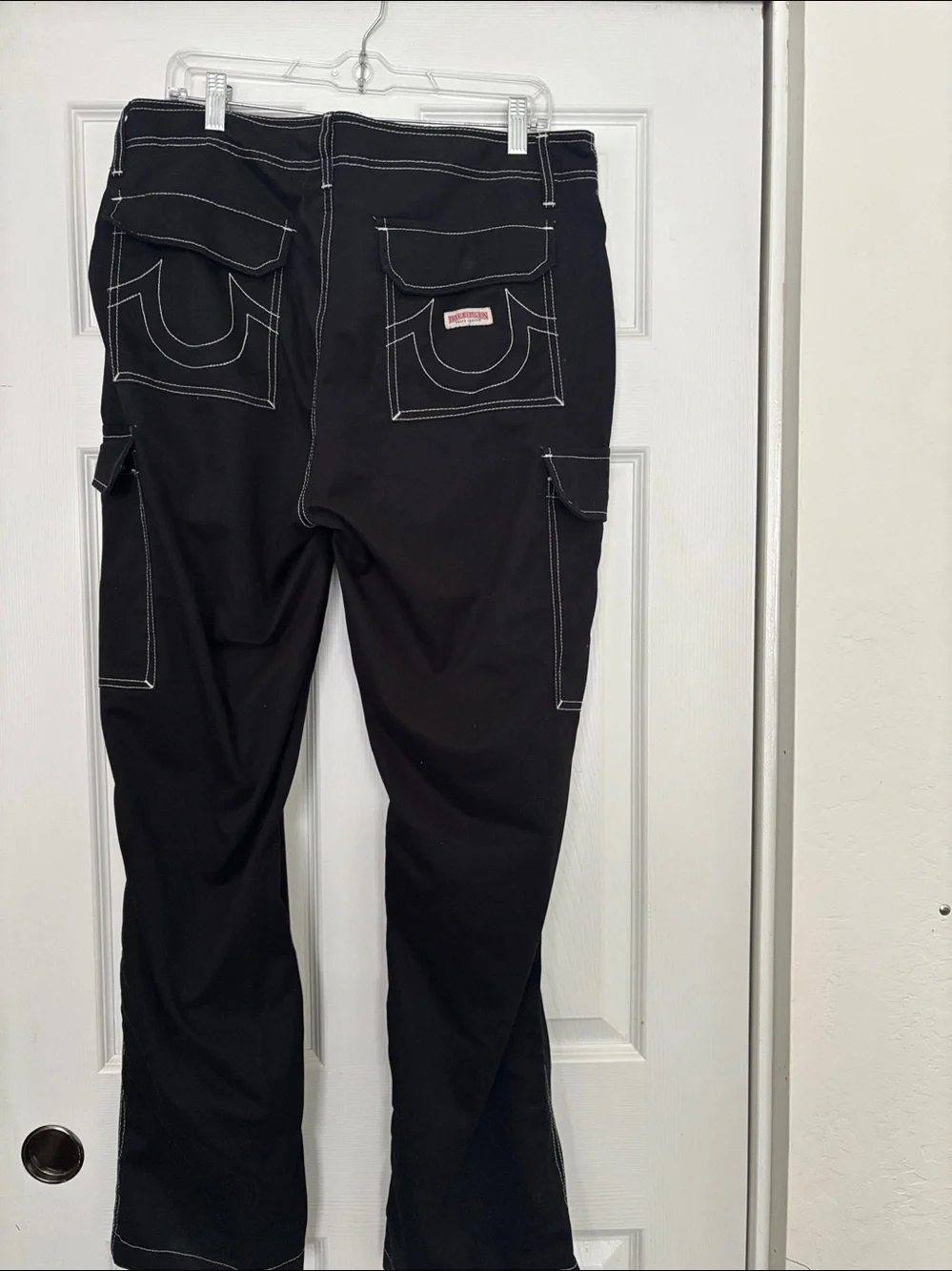 True Religion Black Bootcut Cargo Jeans with Contrast Stitching 34/34